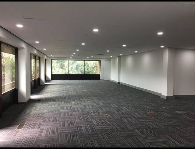 210M² OFFICE TO LET IN BEDFORDVIEW